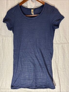 BKE Navy Short Sleeve Scoop Neck Textured Tee Y2K Aesthetic